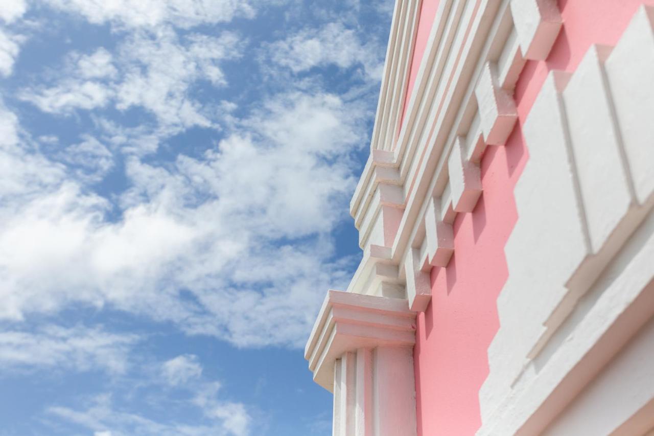 Oranjestad City Suites Экстерьер фото