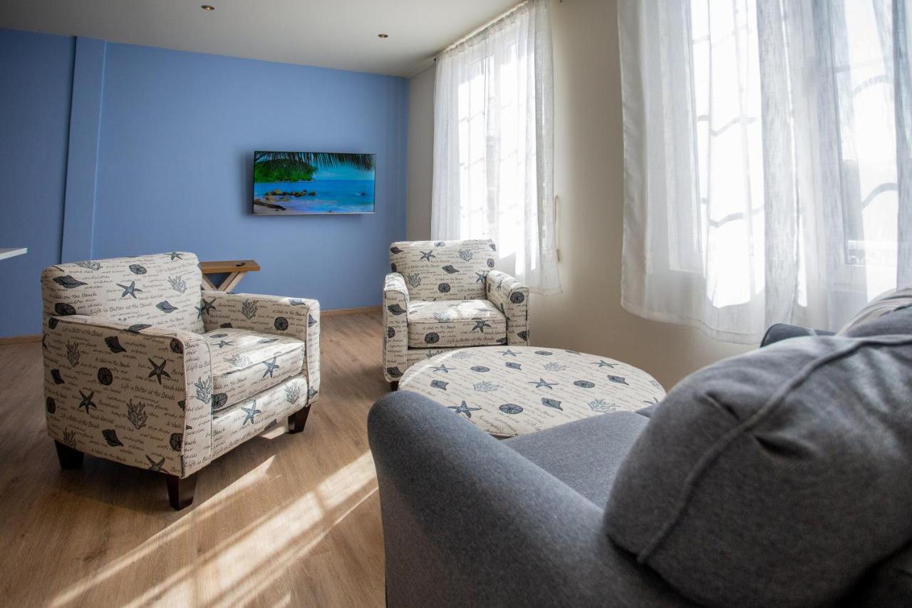 Oranjestad City Suites Экстерьер фото